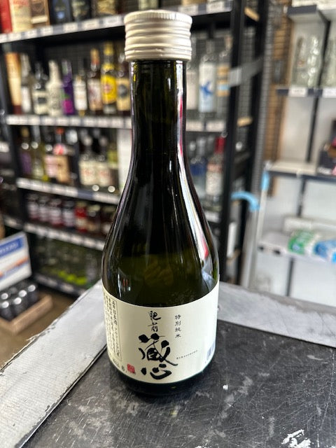 Hizenkuragokoro Tokubetsu Junmai 15% 300ML