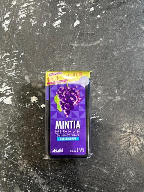 Asahi Mintia Breeze Grape 22G sugar free Mint