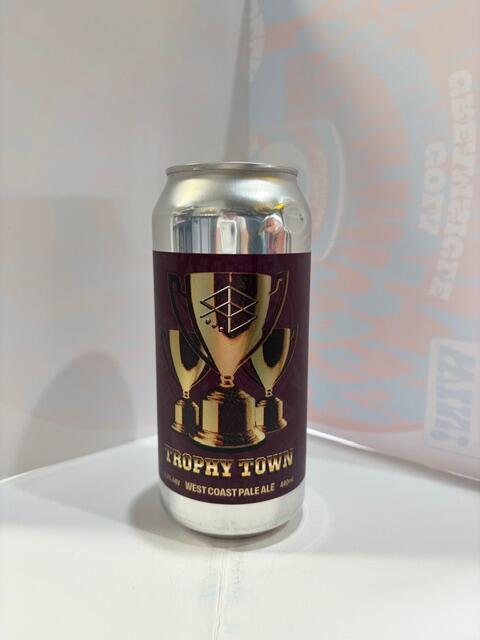 Range - Trophy Town West Coast Pale ale 5.3% 440ML